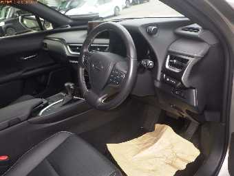 LEXUS UX 2019 Image 5