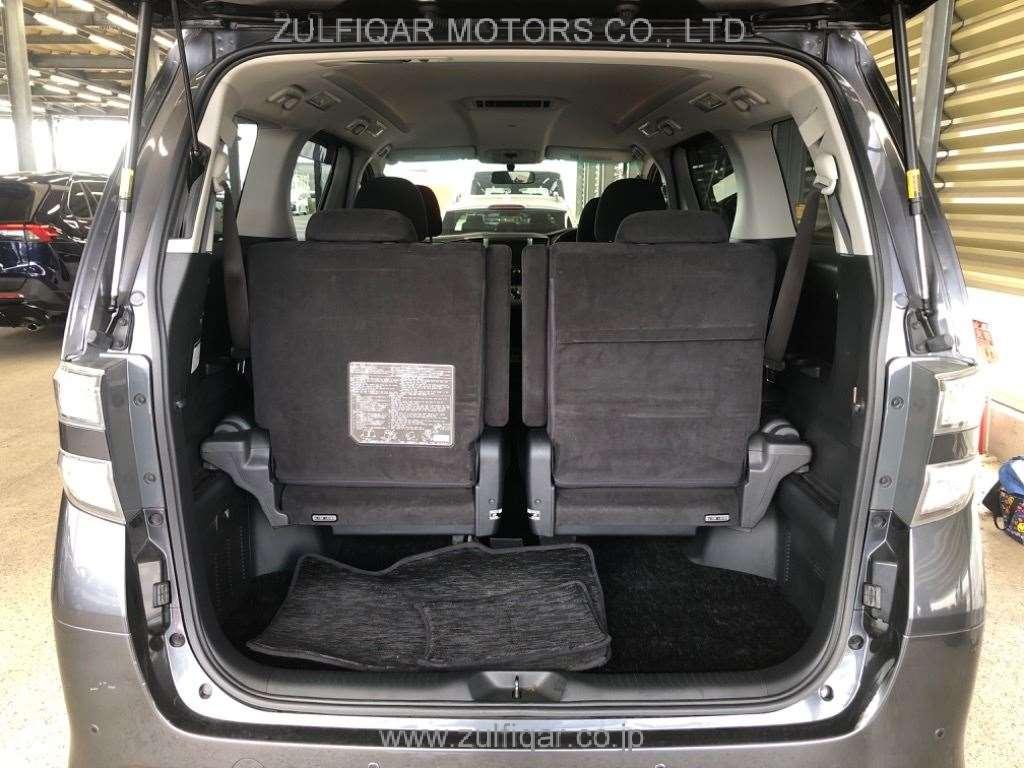 TOYOTA VELLFIRE 2011 Image 8