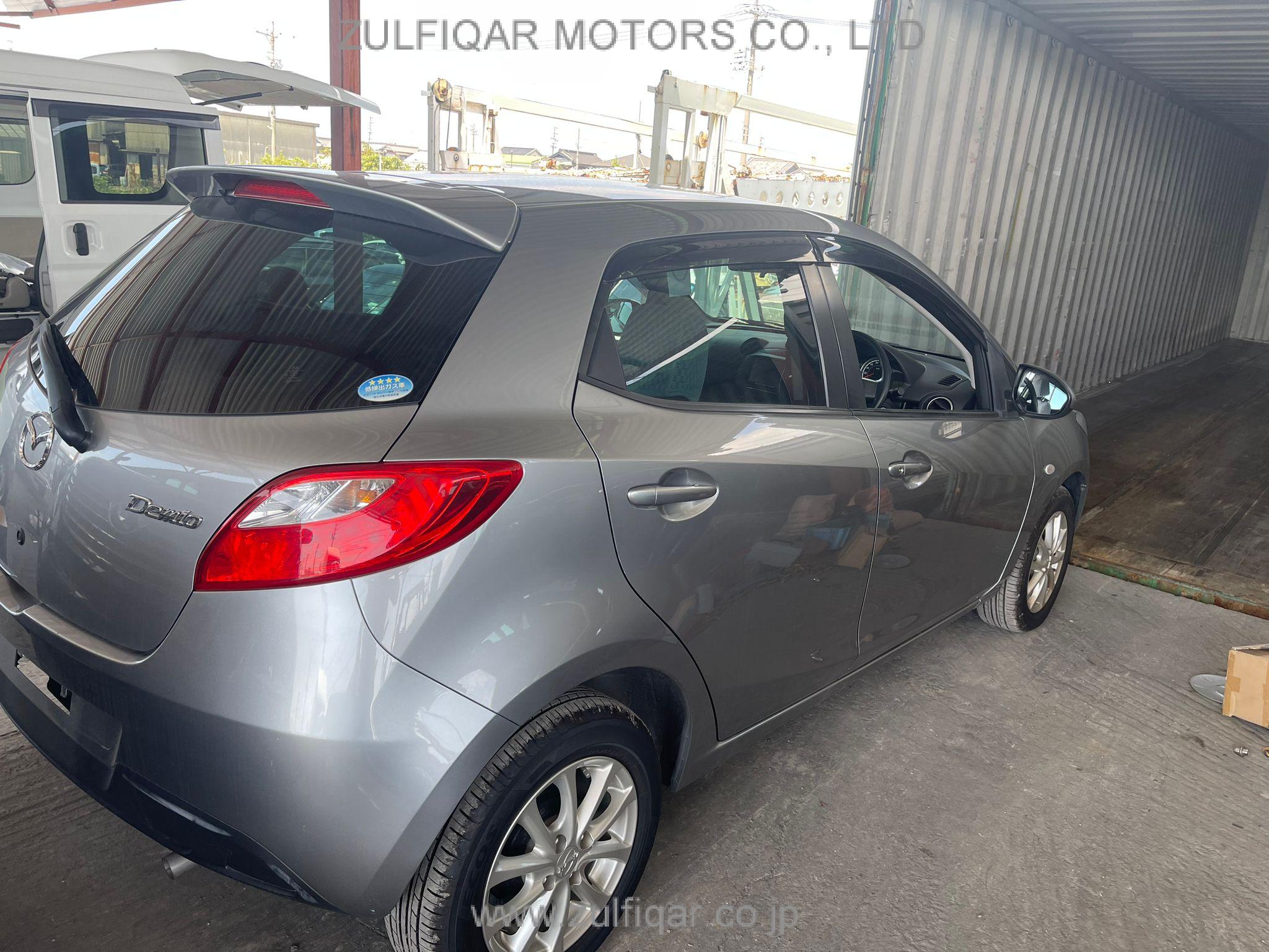 MAZDA DEMIO 2012 Image 19