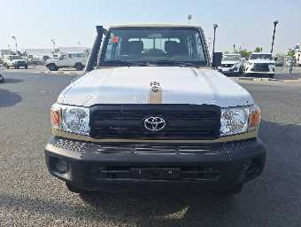 TOYOTA LAND CRUISER PICKUP 2022 Image 13