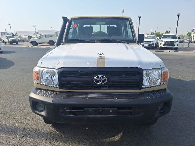 TOYOTA LAND CRUISER PICKUP 2022 Image 19