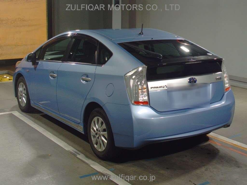 TOYOTA PRIUS PHV 2014 Image 4