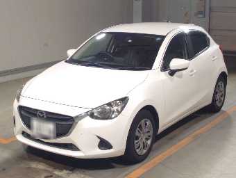 MAZDA DEMIO 2017 Image 1