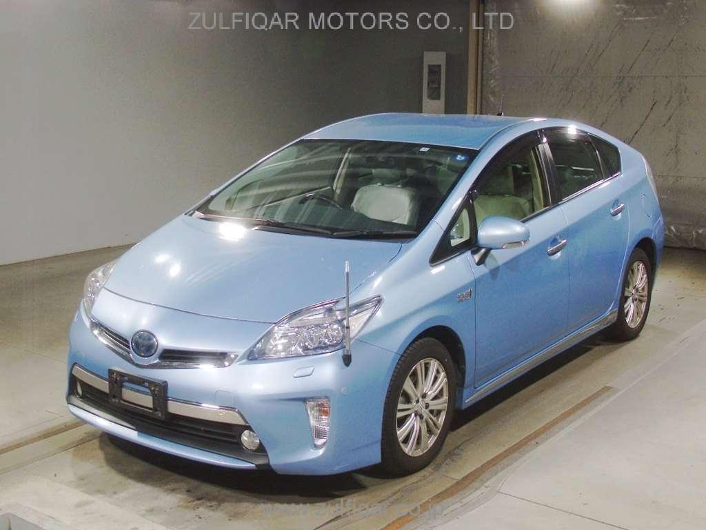 TOYOTA PRIUS PHV 2013 Image 1
