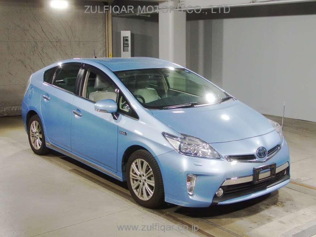 TOYOTA PRIUS PHV 2013 Image 3