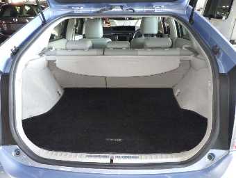 TOYOTA PRIUS PHV 2013 Image 8