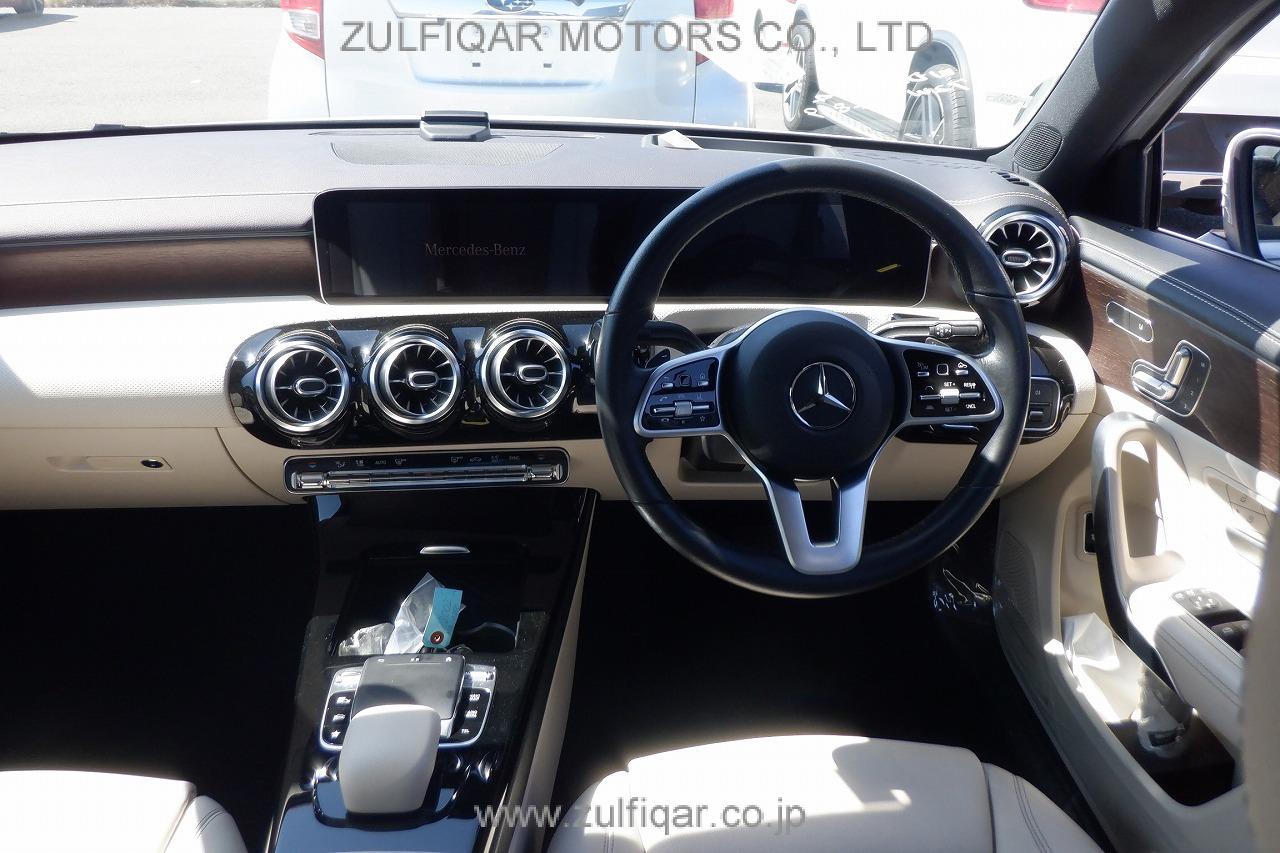 MERCEDES BENZ A CLASS 2020 Image 7