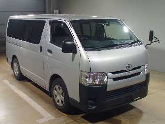 TOYOTA HIACE 2018 Image 3