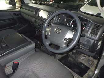 TOYOTA HIACE 2018 Image 5