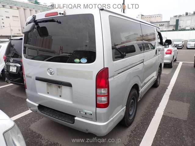 TOYOTA HIACE 2018 Image 2