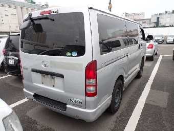 TOYOTA HIACE 2018 Image 2