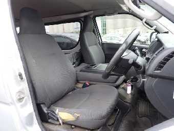 TOYOTA HIACE 2018 Image 6