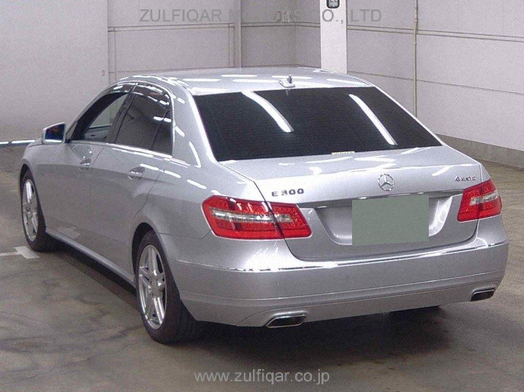 MERCEDES BENZ E CLASS 2012 Image 2