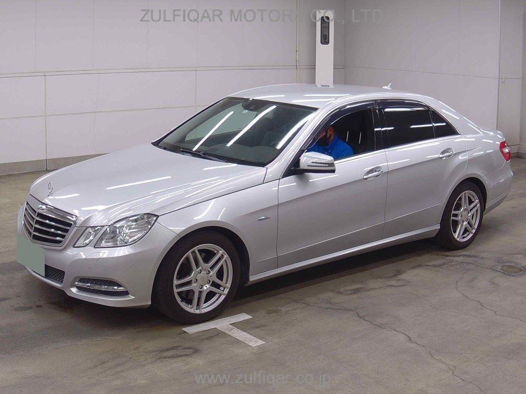 MERCEDES BENZ E CLASS 2012 Image 4