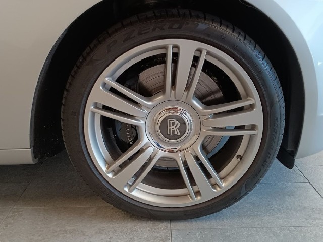 ROLLS ROYCE GHOST 2015 Image 34