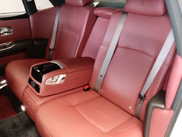 ROLLS ROYCE GHOST 2015 Image 42