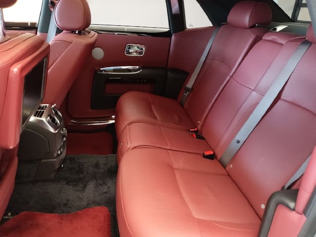 ROLLS ROYCE GHOST 2015 Image 43