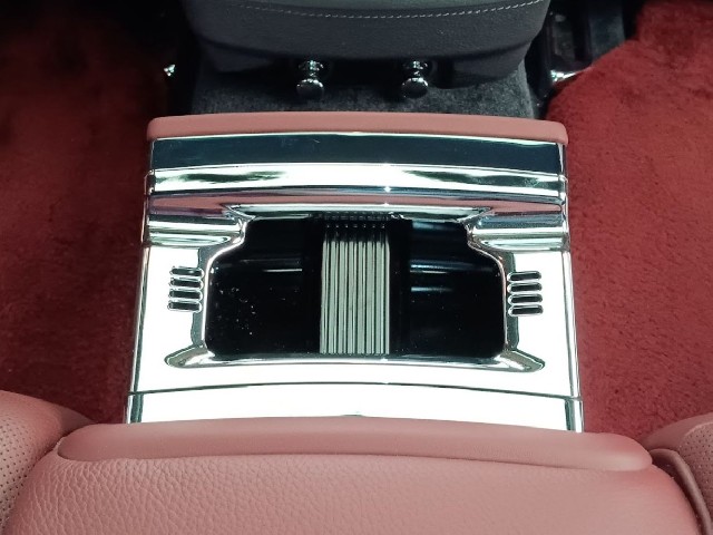 ROLLS ROYCE GHOST 2015 Image 48