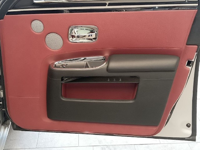 ROLLS ROYCE GHOST 2015 Image 55