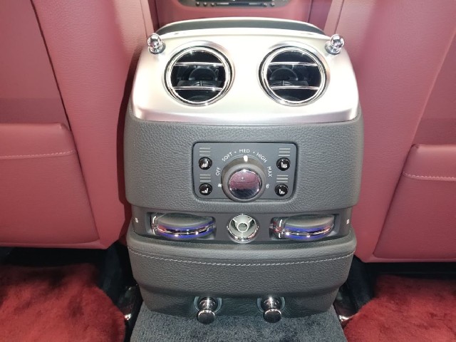 ROLLS ROYCE GHOST 2015 Image 67