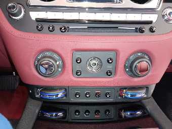 ROLLS ROYCE GHOST 2015 Image 68