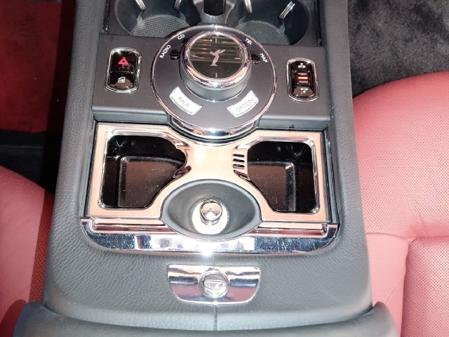 ROLLS ROYCE GHOST 2015 Image 76