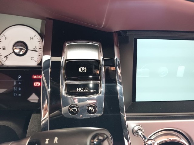 ROLLS ROYCE GHOST 2015 Image 78