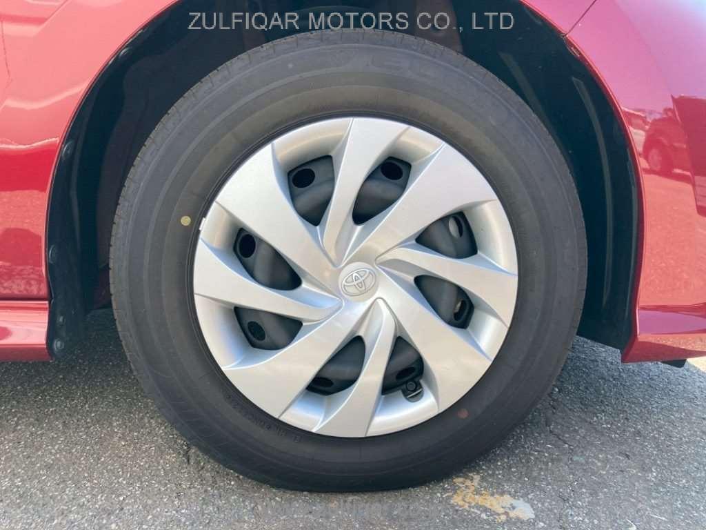 TOYOTA YARIS 2021 Image 9