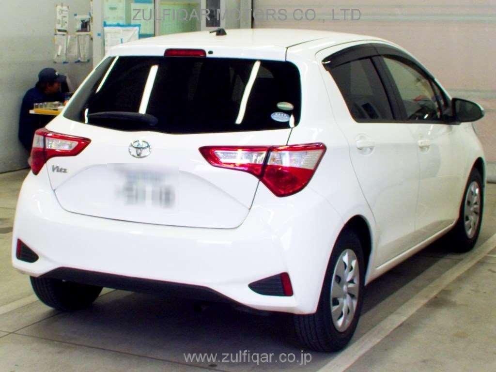 TOYOTA VITZ 2018 Image 2