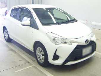 TOYOTA VITZ 2018 Image 3