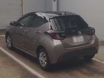 TOYOTA YARIS 2021 Image 4