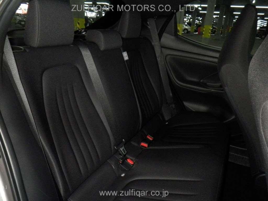 TOYOTA YARIS 2021 Image 7