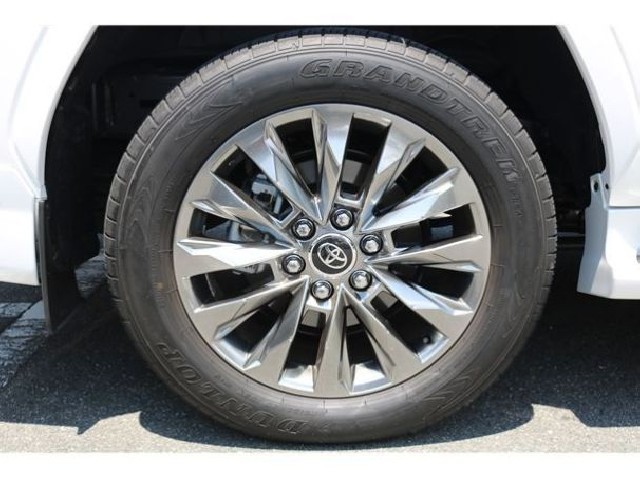 TOYOTA LAND CRUISER 2022 Image 36