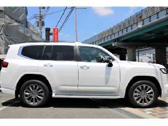 TOYOTA LAND CRUISER 2022 Image 7