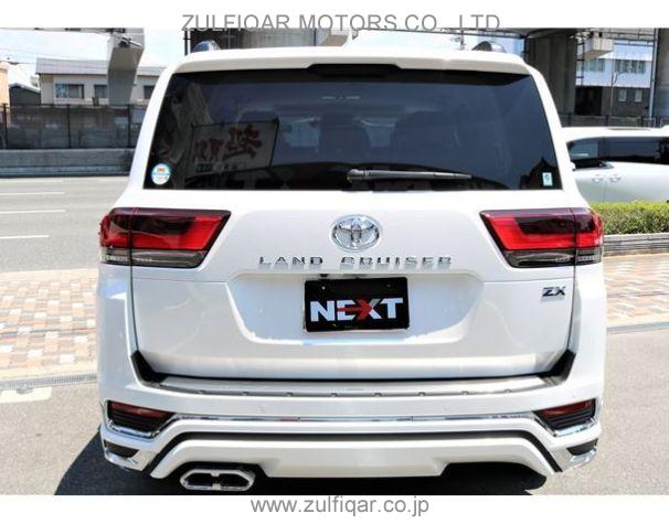 TOYOTA LAND CRUISER 2022 Image 9