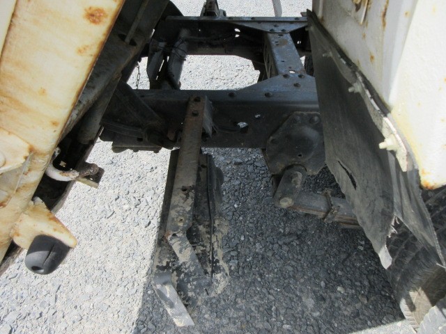 ISUZU ELF DUMP TRUCK 2001 Image 21