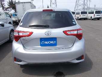 TOYOTA VITZ 2018 Image 6