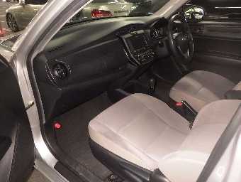 TOYOTA COROLLA AXIO 2017 Image 8