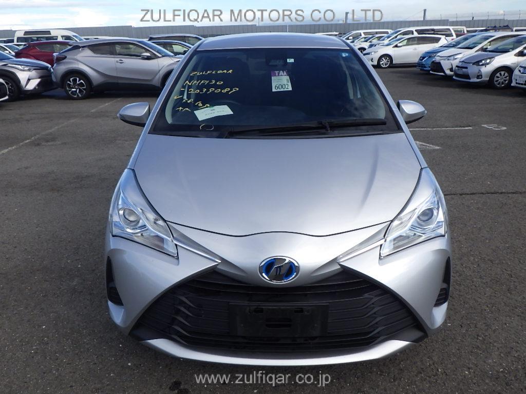 TOYOTA VITZ 2018 Image 9