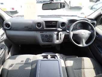 NISSAN NV350 CARAVAN 2018 Image 3