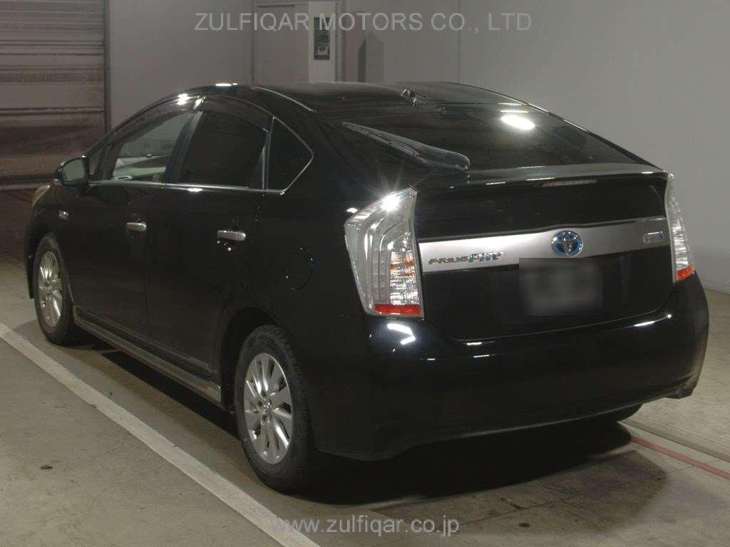 TOYOTA PRIUS PHV 2015 Image 4