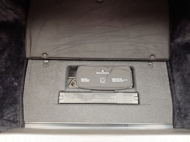 ROLLS ROYCE GHOST 2014 Image 24