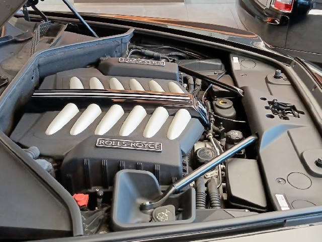 ROLLS ROYCE GHOST 2014 Image 37