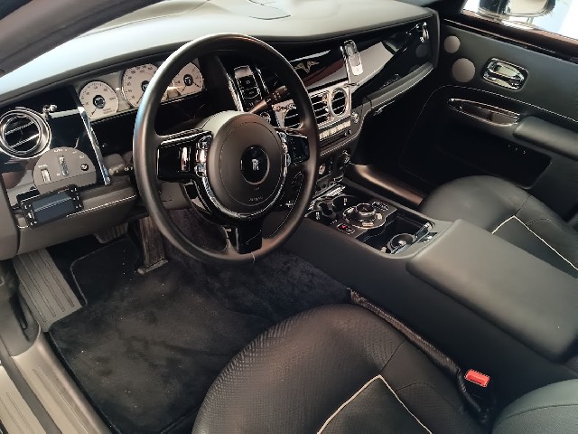 ROLLS ROYCE GHOST 2014 Image 42