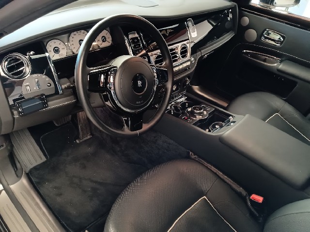 ROLLS ROYCE GHOST 2014 Image 43