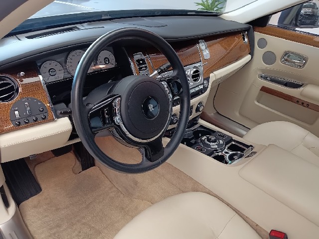 ROLLS ROYCE GHOST 2010 Image 28