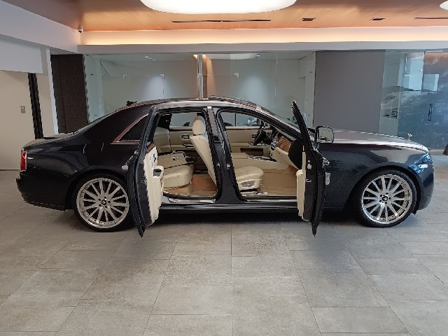 ROLLS ROYCE GHOST 2010 Image 76