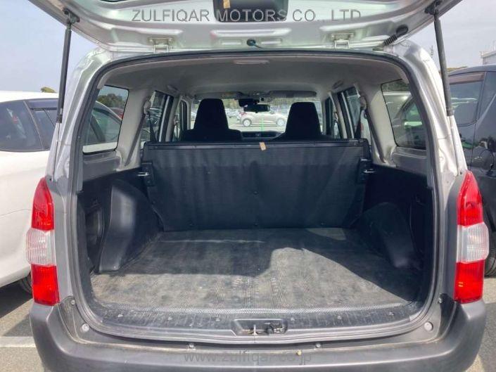 TOYOTA SUCCEED 2018 Image 7