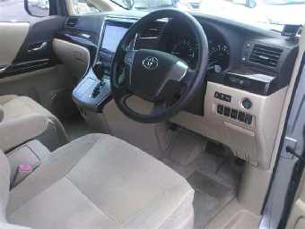 TOYOTA VELLFIRE 2012 Image 3