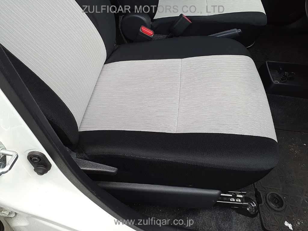 DAIHATSU MIRA E:S 2019 Image 8